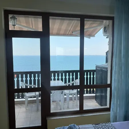 公寓 Sea View Marina Dinevi 圣弗拉斯